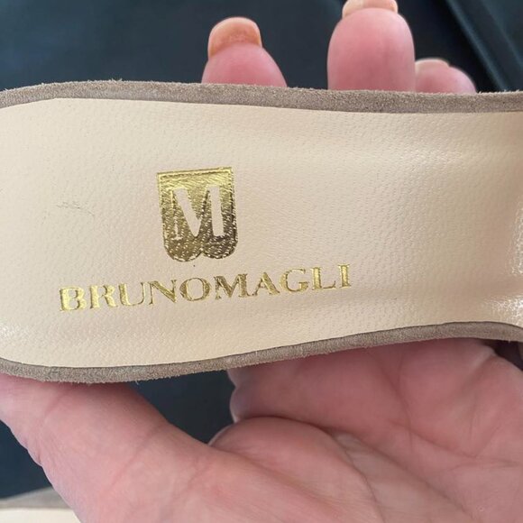 Bruno Magli M Tan Suede Sandals - Picture 5 of 6
